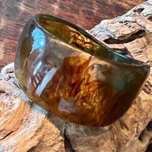 Marbled Lucite Wide Bangle Bracelet Amber & Brown Swirl Design